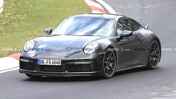 纽北惊现保时捷911神秘新车 预计2022年初亮相
