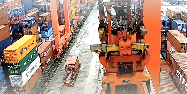 上汽集团参加 “中欧电动汽车产业链企业座谈会”