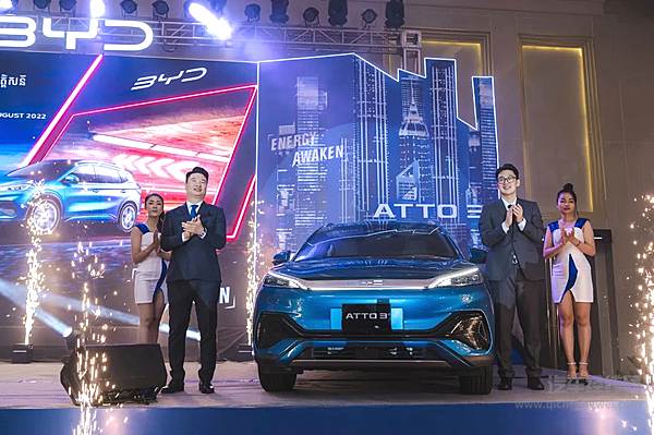 比亚迪元PLUS亮相柬埔寨 助力碳中和