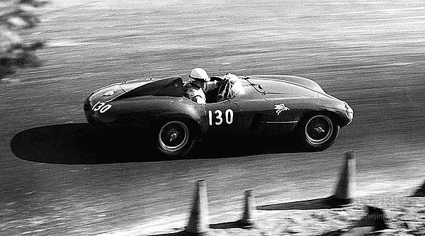 法拉利Roma 发起第二次文艺复兴运动