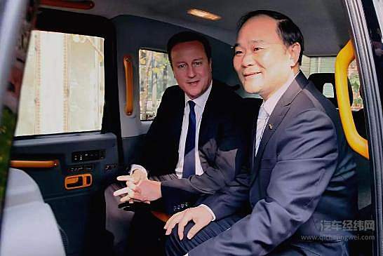 英国前首相卡梅伦（左）上海会见李书福董事长（右）并试乘TX