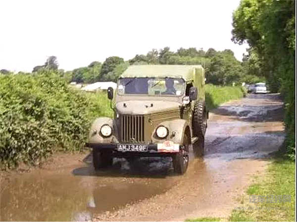 就着今天这个日子，我们来聊聊中国的军车