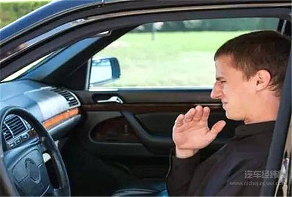 被出租屋甲醛超标的新闻吓坏？你还应该关注车内的空气质量