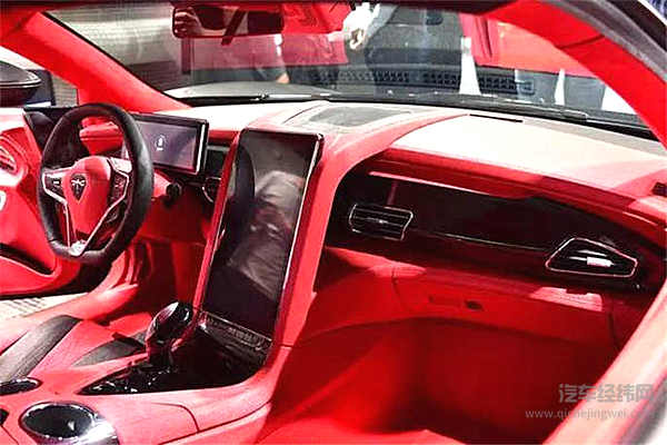 国产跑车终于崛起，实车到店6月底开卖，网友：砸锅卖铁买的起吗