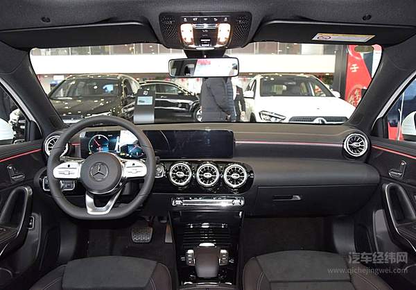 车标比硬件更贵吗 入门级豪车的到底值不值得买？