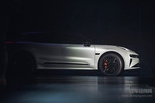 30万元纯电车型对决 蔚来ET5T和极氪001你选谁？