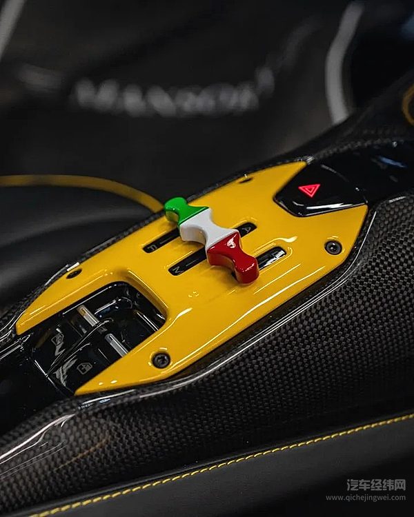 法拉利SF90MANSORY定制版