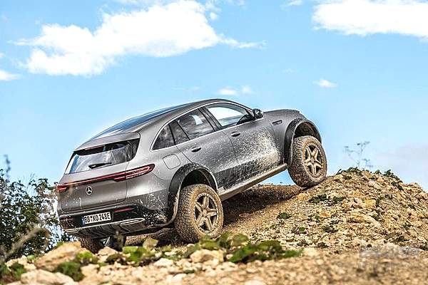 奔驰：有些车可以不卖 但是“山头”一定要占