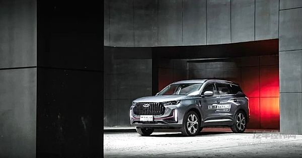 奇瑞汽车全新一代瑞虎7 PLUS冠军版试驾 以超值配置重塑10万级SUV价值标杆