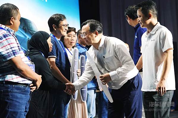 比亚迪印尼首批千车交付 开启绿色新篇章