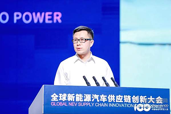 英飞凌大中华区高级副总裁、电子汽车事业部负责人曹彦飞