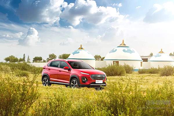 4.99万元起 全系标配ESP 瑞虎3x PLUS正式上市