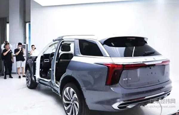 你有没有见过这样的“国内首撞”？ 红旗E-HS9为新能源汽车正名