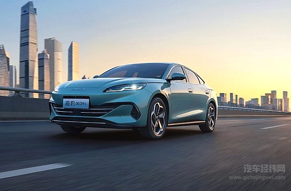 小鹏MONA M03对决海豹06 DM-i哪款车更划算？