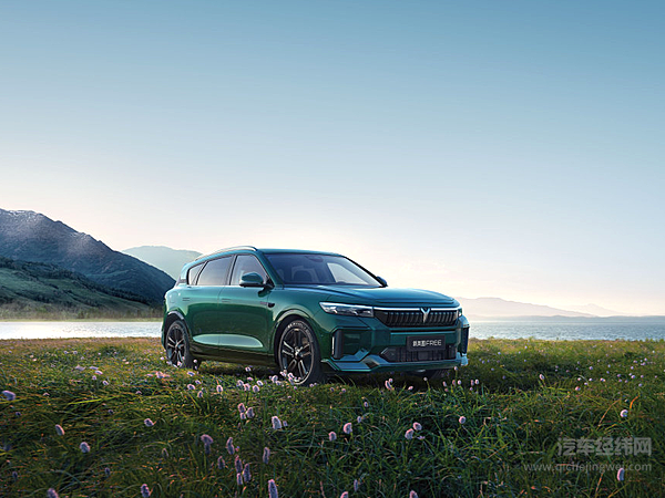 售价26.69万元 全面焕新升级的新岚图FREE上市