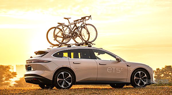 30万元纯电车型对决 蔚来ET5T和极氪001你选谁？