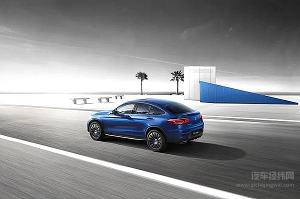 新款奥迪Q5L Sportback上市 相比奔驰GLC谁更值得入手？