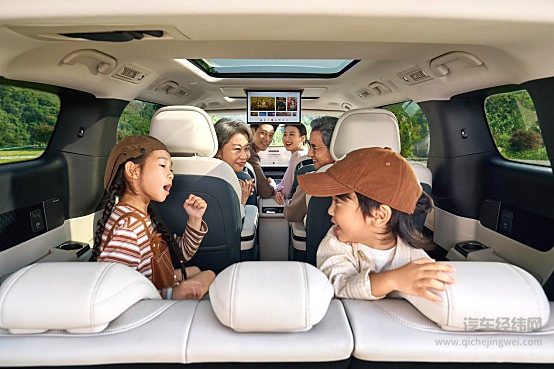 比亚迪2026款夏：家庭用车的一步到位之选 辅助驾驶省油黑科技全拉满！