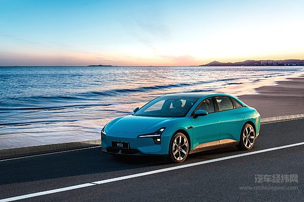 10万元左右可入手 深蓝SL03与小鹏MONA M03 谁更懂年轻人？