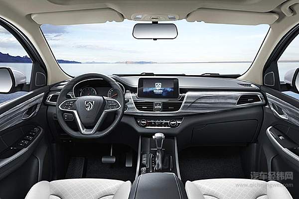 性价比才是硬指标 全新宝骏730上市