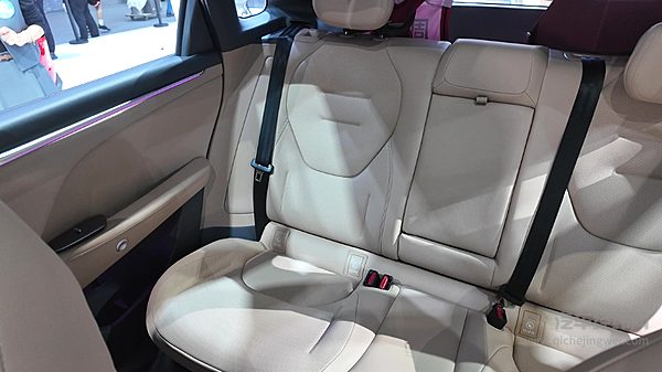 颠覆性升级！极狐新阿尔法T5搭载5C神行超充 十五万级市场迎来实力破局！