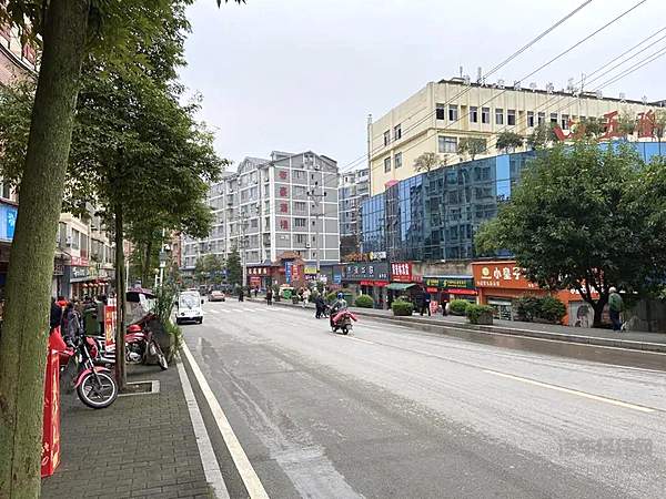 “力帆路”，新妙镇最重要的一条主干道