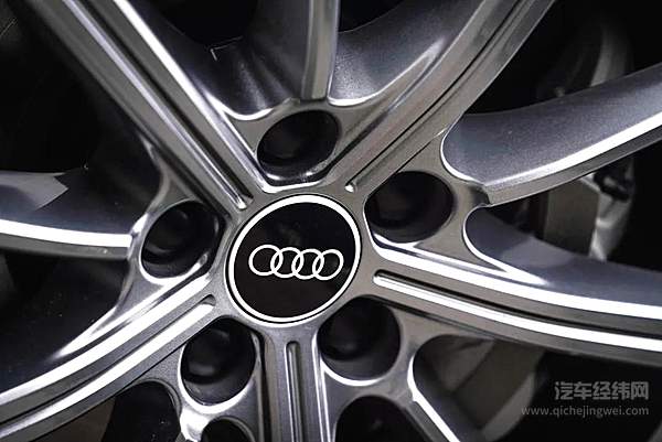 自由进化的豪华SUV 全新奥迪Q5L正式上市