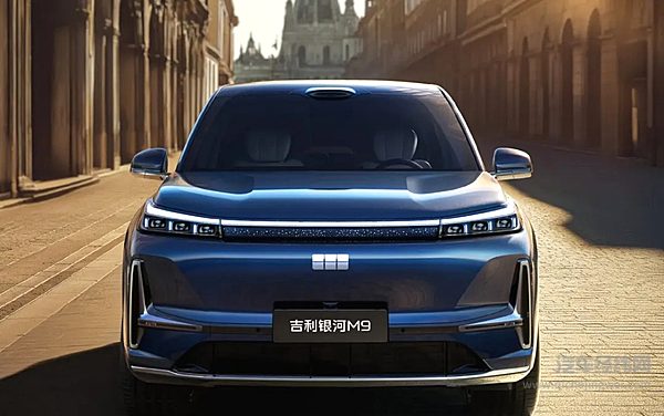 20万级中大型SUV车型对决 风云T11与银河M9谁更强？