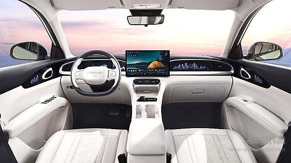 极狐T1遇上吉利星愿 谁才是10万纯电市场的王者？