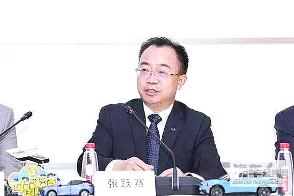 十家车企大佬、万字干货：明年车市怎么看、怎么办？