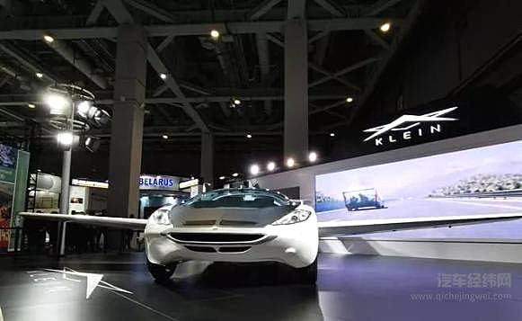 进博会飞行汽车吸睛 仅需120秒汽车变飞机！