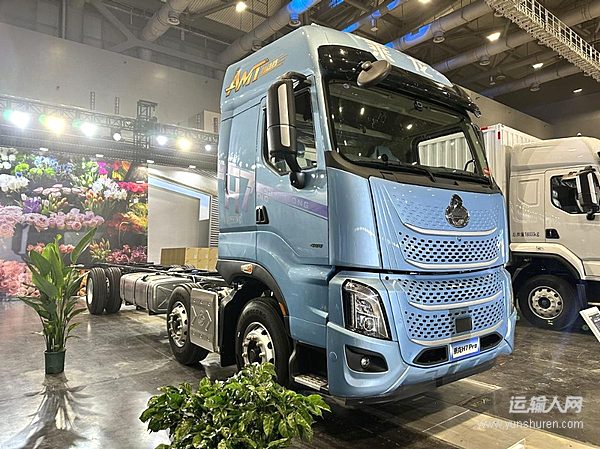 五大硬核優(yōu)勢(shì) 乘龍H7 Pro 6x2載貨車助運(yùn)輸人搶占創(chuàng)富先機(jī)