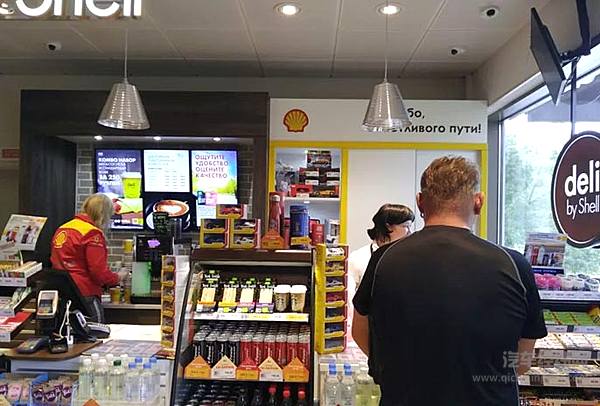 米其林星级餐厅去过不少，但星级的加油站我还是第一次见