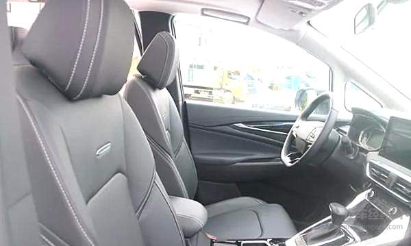 上汽MAXUS剑指全球新能源市场 EUNIQ 5灯塔工厂下线