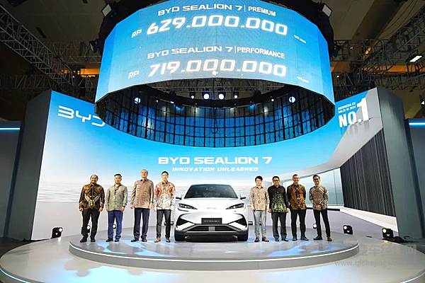 比亚迪双品牌闪耀印尼国际车展 海狮07EV耀目登场