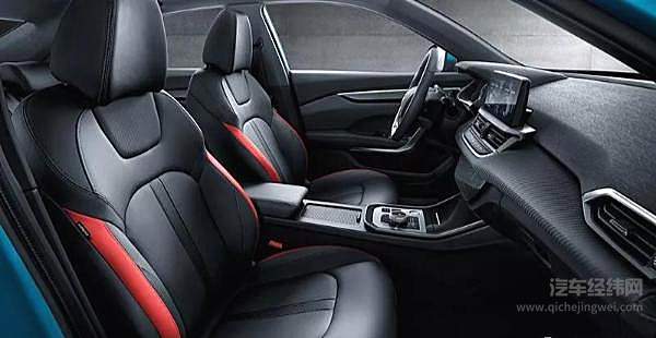 东风风神奕炫6.99万打入紧凑型轿车市场！