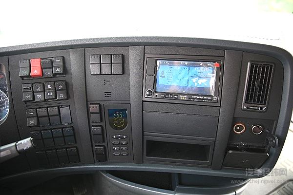 百万公里豪沃T7H的实力配置