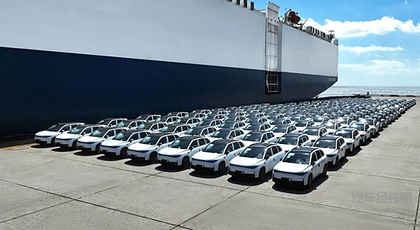 零跑国际于本月从中国向欧洲发运首批零跑电动汽车