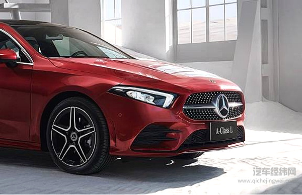 20万出头就能买豪车 奔驰A级、宝马1系、奥迪A3哪款更强？