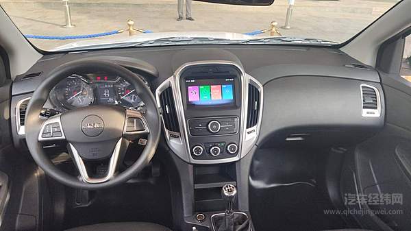 【原创】冲出天下第一关 江铃新宝典塑造8万级皮卡新标杆