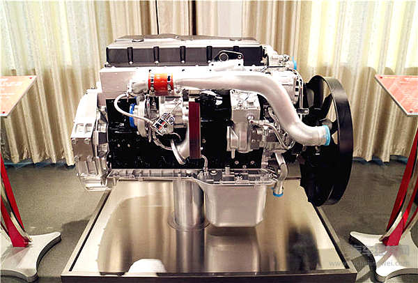 中国重汽HOWO轻卡2017强力产品抢先看