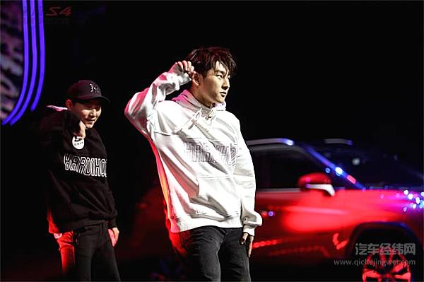 江淮瑞风S4很年轻 为梦想T速