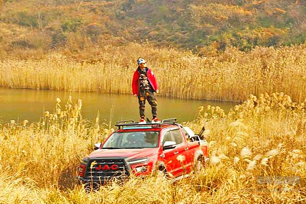 它来了 悍途携山猫打响万里征程第一枪