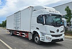 陕汽重卡德龙M6000 旗舰版 320马力 4X2 9.8米 厢式国六中卡载货车 (SX5189XXYVB7213)