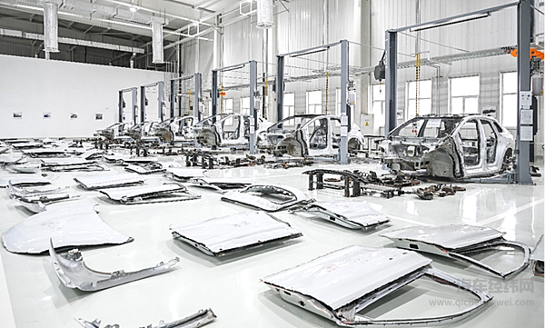 9台比对试验车辆经过防腐试验后进行拆解评价