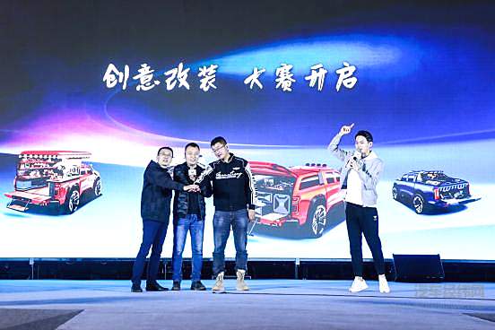 专为越野爱好者打造 长城炮越野皮卡硬核配置挑战改装！