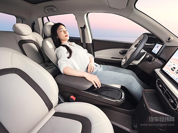 兼顾实用与舒适！2025款钇为3潮悦版成家用A0级纯电车的均衡之选