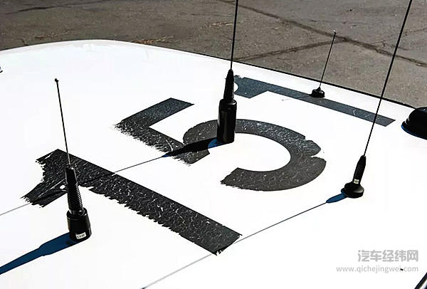 加州能出一位电影明星州长 却留不住这辆电影明星警车了