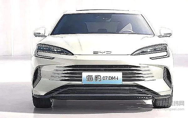 15万级插混轿车二选一 海豹07 DM-i与银河星耀8谁更值得？