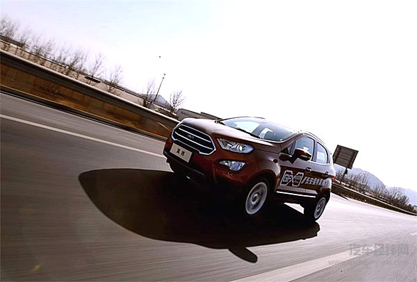 怎么闹腾都不“翻车” 你就说这趟越野之旅刺不刺激？